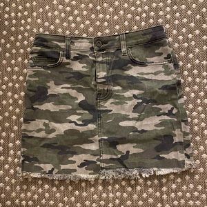 Carmar camo mini skirt